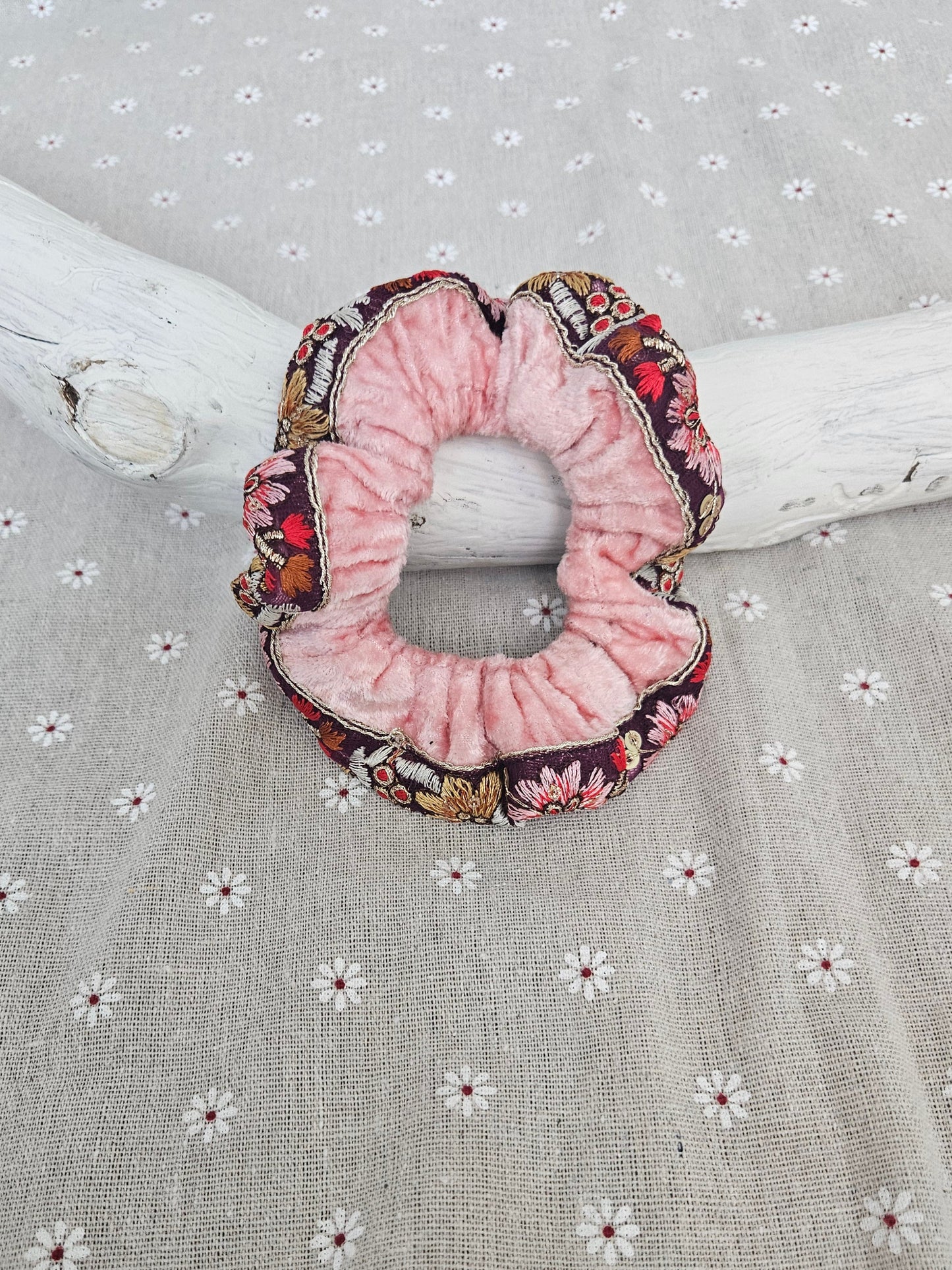 Scrunchie Joyce