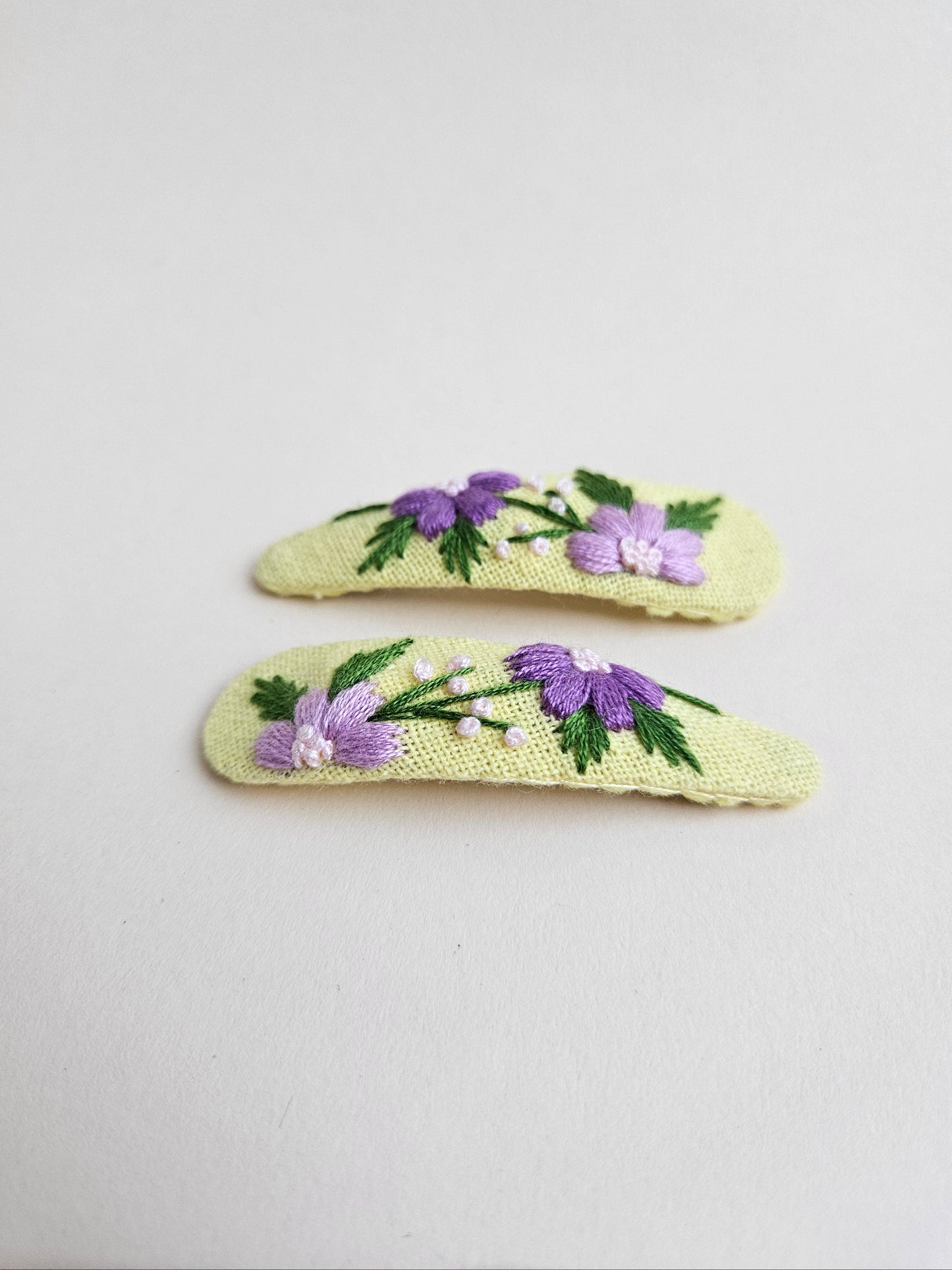 Hand-embroidery hair clips
