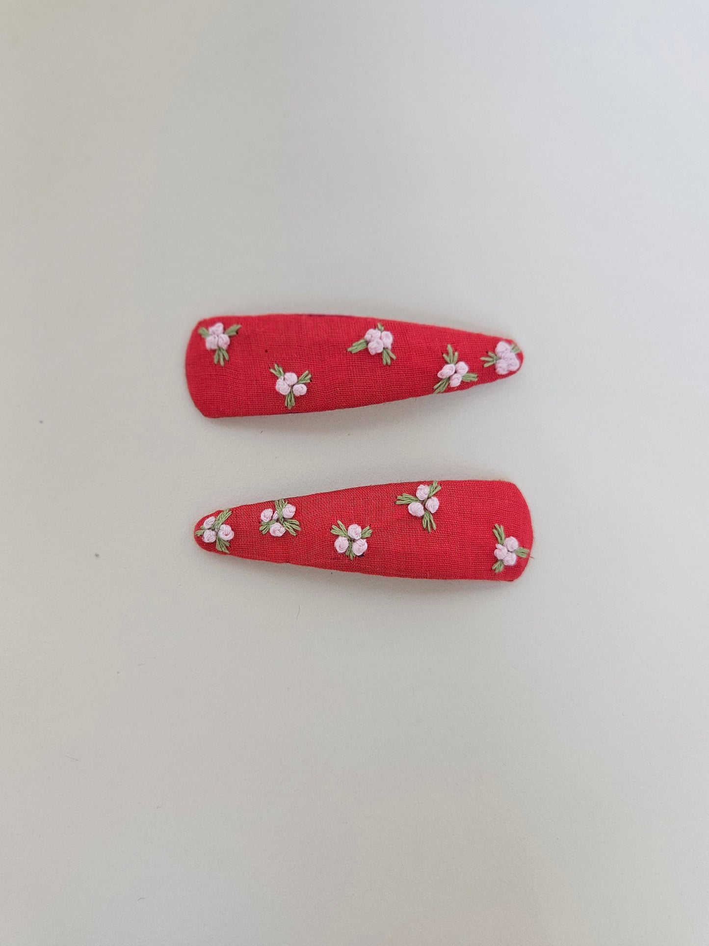 Hand-embroidery hair clips