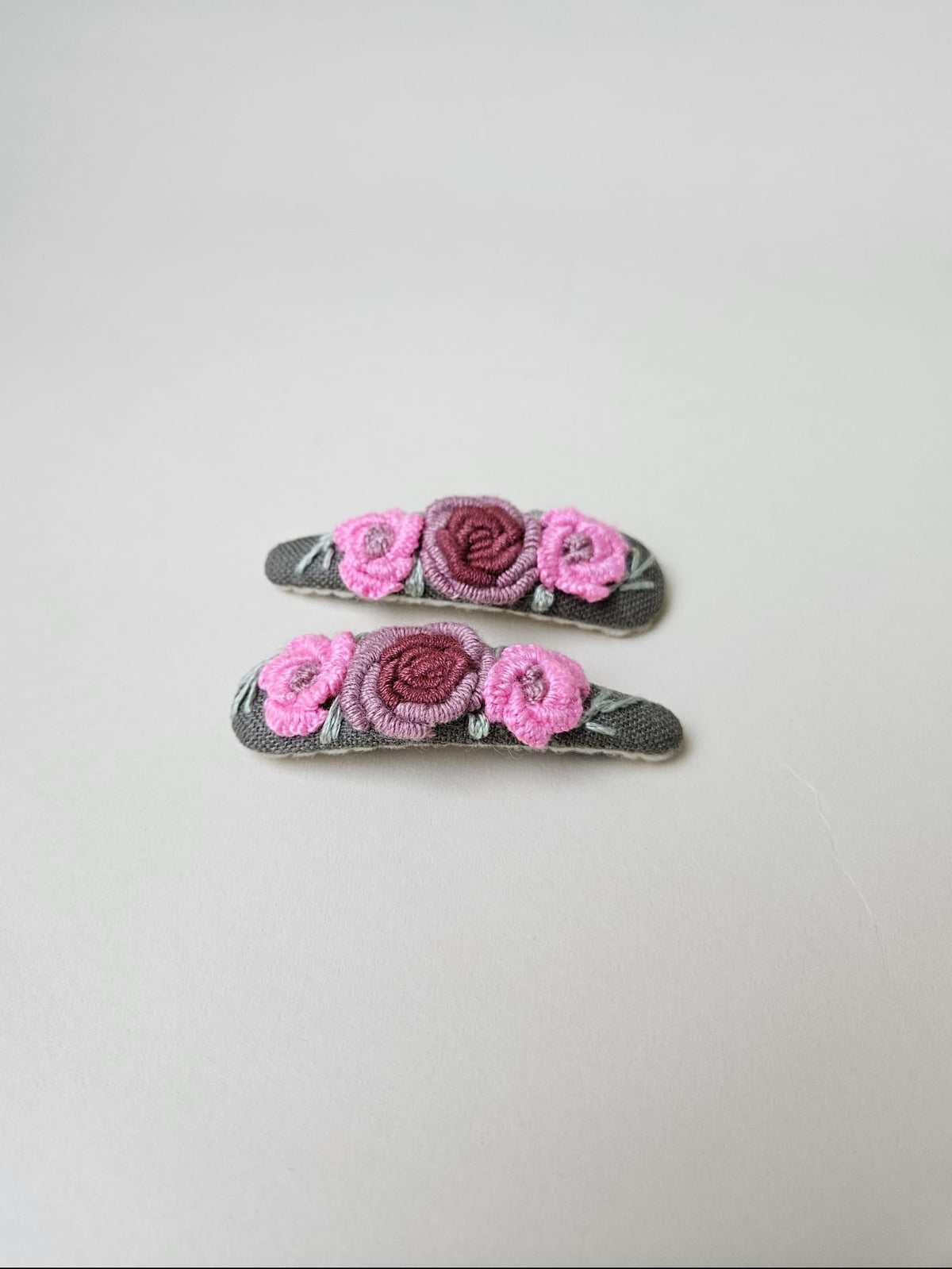 Hand-embroidery hairclips