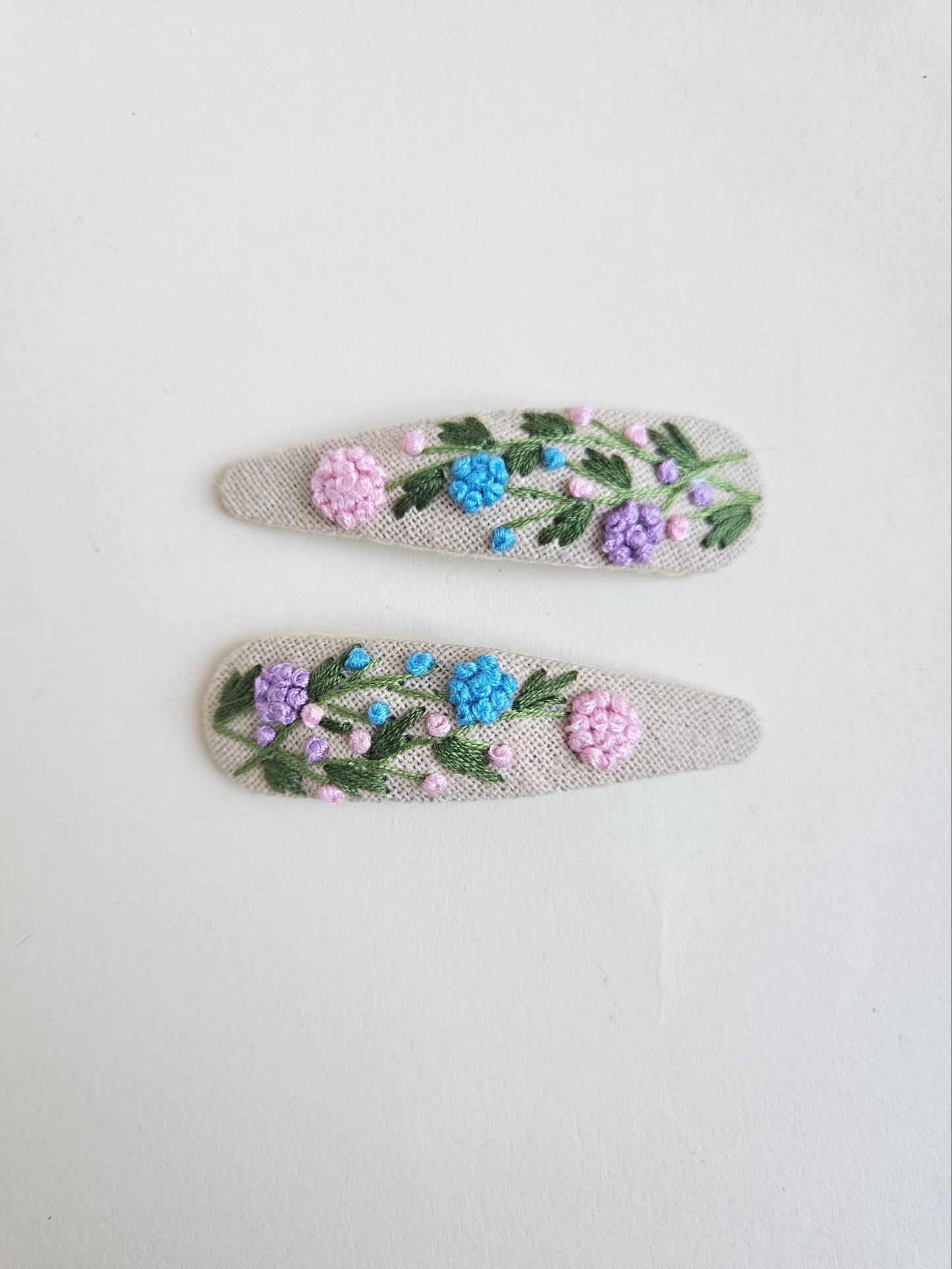 Hand-embroidered hiar clips