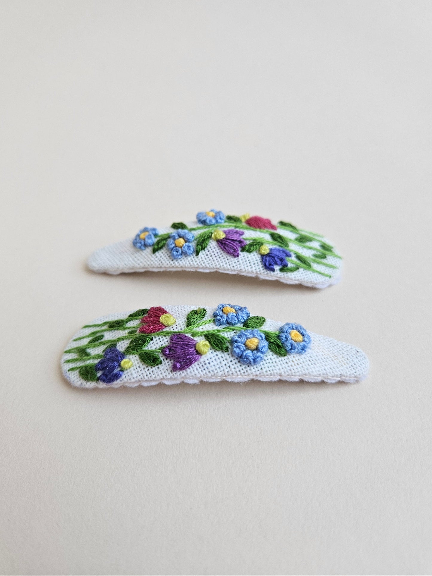 Hand-embroidery hair clips