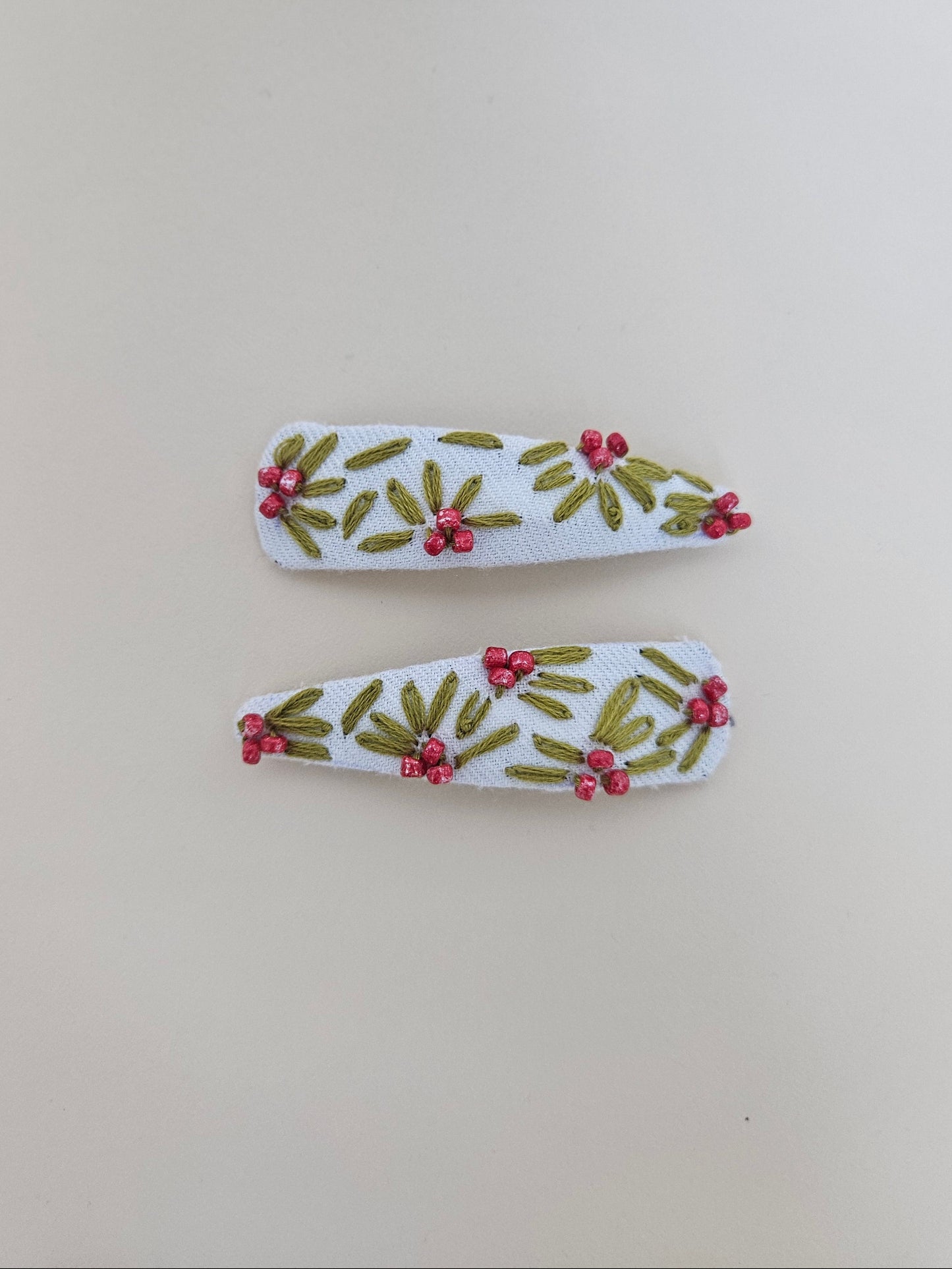 Hand-embroidery hair clips
