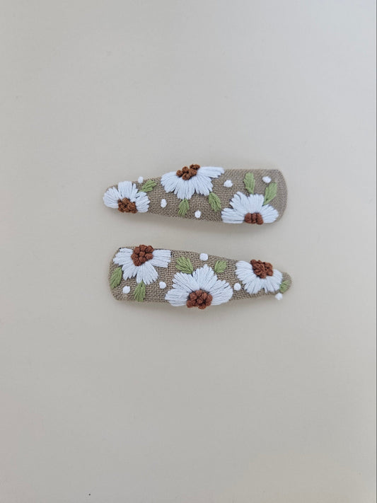 Hand-embroidery hair clips